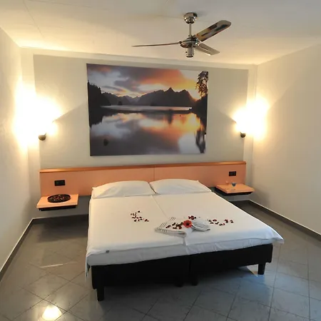 Hotel Bahnhof Haus-3