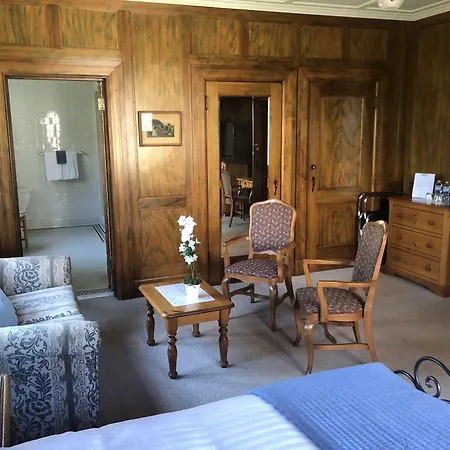 The Latch Inn-3