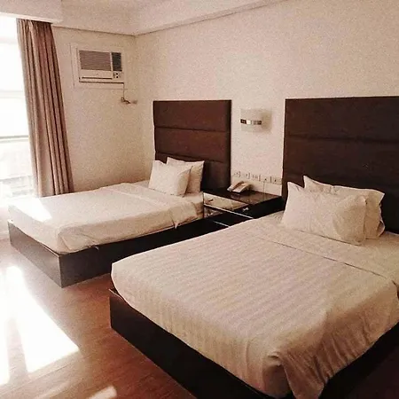 Queen Margarette Hotel Downtown-3