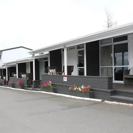 Taupo Thermal Motel And Spa (Adults Only)-3
