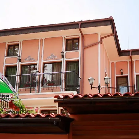 Hotel Alafrangite-2