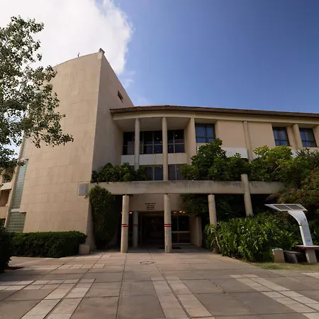 Shefayim Kibbutz Hotel-2