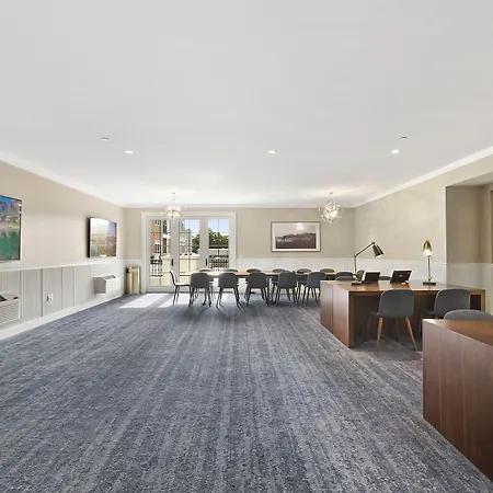 The Vanderbilt Hotel Suites-3