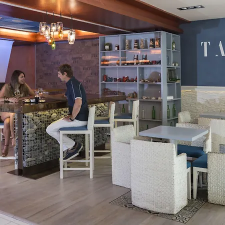 Marylanza Suites & Spa-3