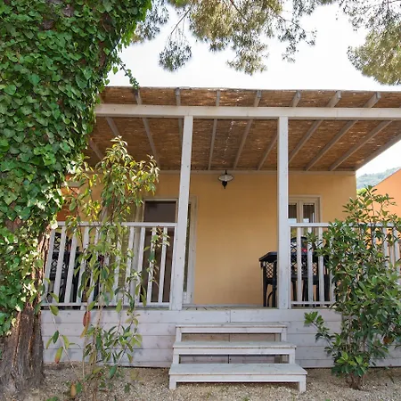 Il Villaggio Di Giuele-2