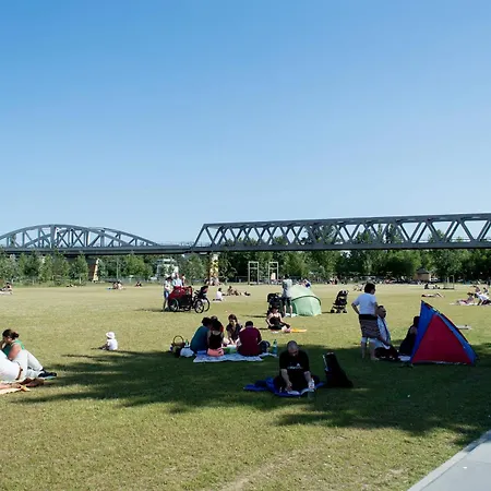 Flottwell Berlin Hotel & Residenz Am Park-3