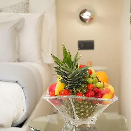 126 Gracchi Suites-3