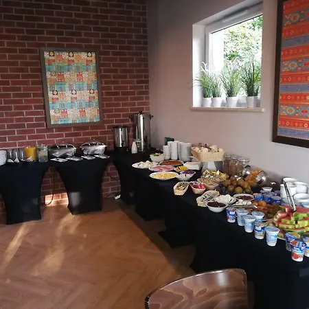 Hotel Piast Przy Zamku-2