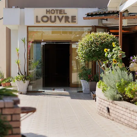 Louvre Hotel-2