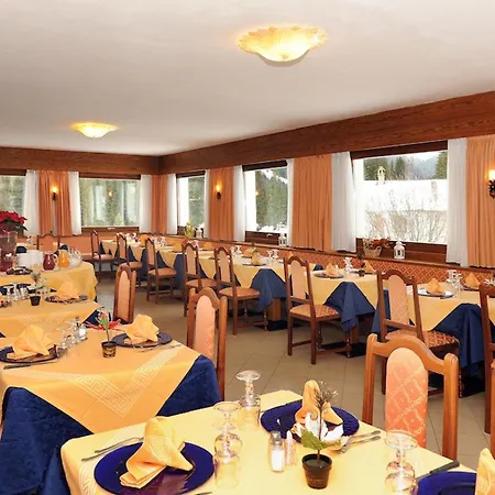 Hotel Bucaneve-3