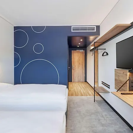 H2 Hotel Duesseldorf City-3