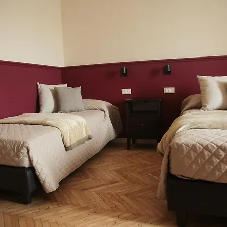 Albergo Garisenda Con Terrazza Panoramica Sulle Due Torri-3