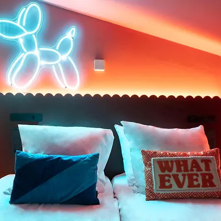City Hotel Rembrandt Square - Just Renovated-3
