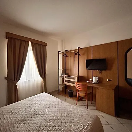 Hotel Al Faro-2