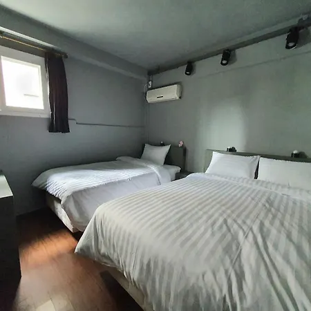 Daljee Guesthouse-3