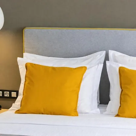 St. Bjur Suites-3