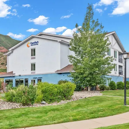 Comfort Inn & Suites Glenwood Springs On The River-3
