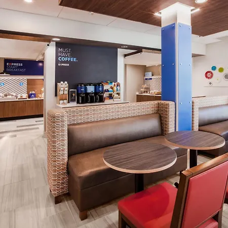 Holiday Inn Express & Suites - Middletown - Goshen By Ihg-2