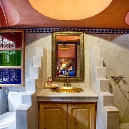 Riad Lakhdar-3