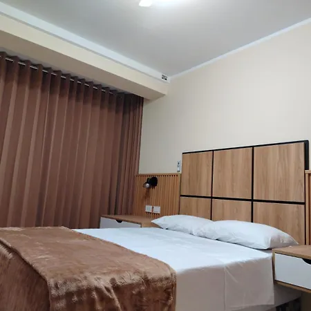 Hotel Sauce-2