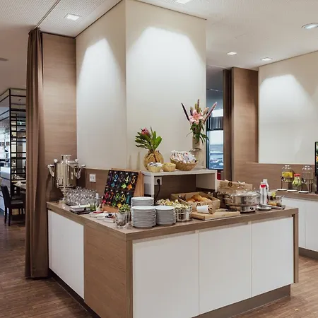 Garner Hotel Berlin - Charlottenburg, An Ihg Hotel-2