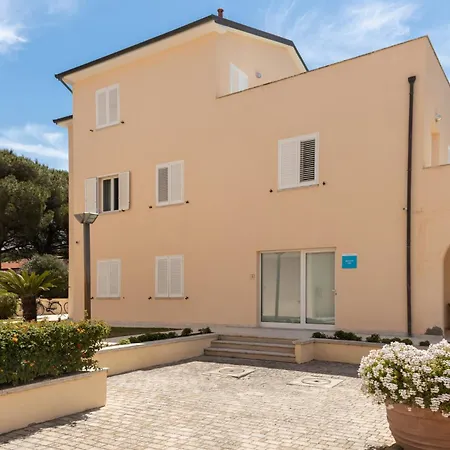 Bolgheri Marina Resort-2