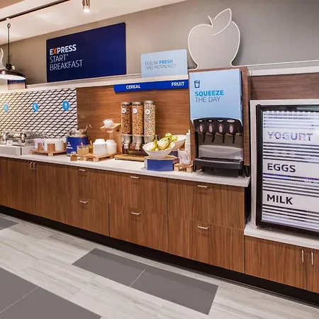 Holiday Inn Express Hastings By Ihg-2