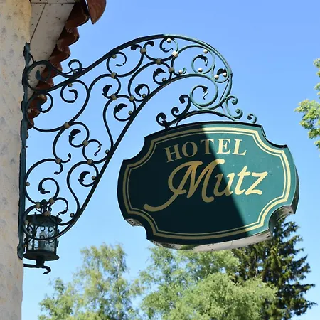 Hotel Mutz-2