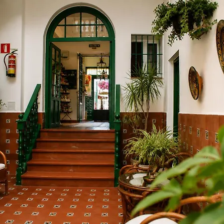Hostal El Faro-2