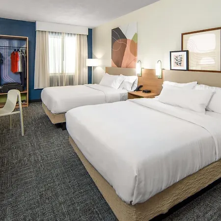 Spark By Hilton Brunswick-3