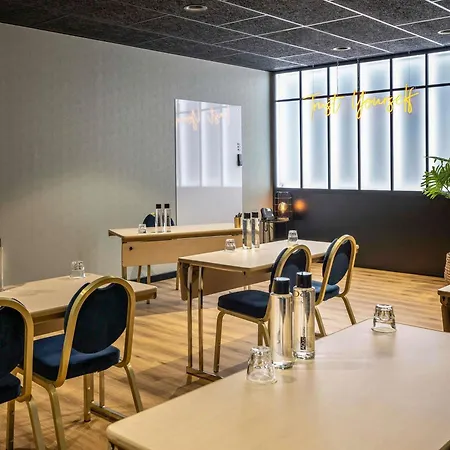 Mercure La Roche Sur Yon-3