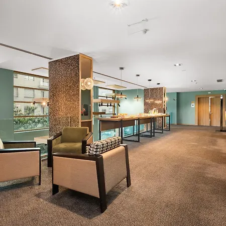 Axis Porto Business & Spa Hotel-3