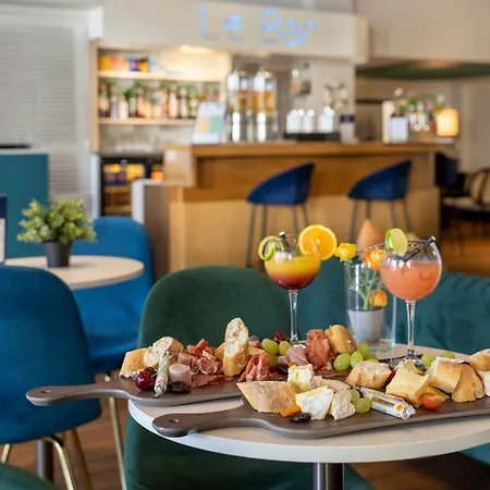 SOWELL HOTELS Le Beach-3