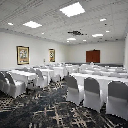 Holiday Inn Hazlet By Ihg-3
