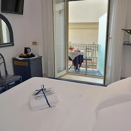Hotel Pensione Reale-3