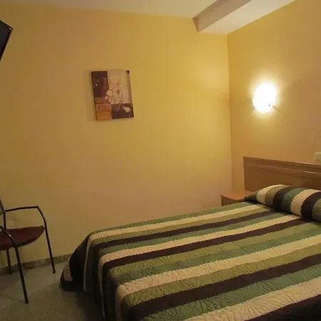 Hostal Las Rumbas-2