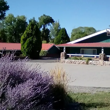 Redwood Arms Motel-3