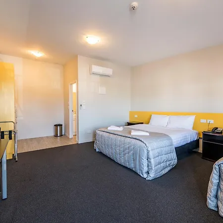 C-Motel-2