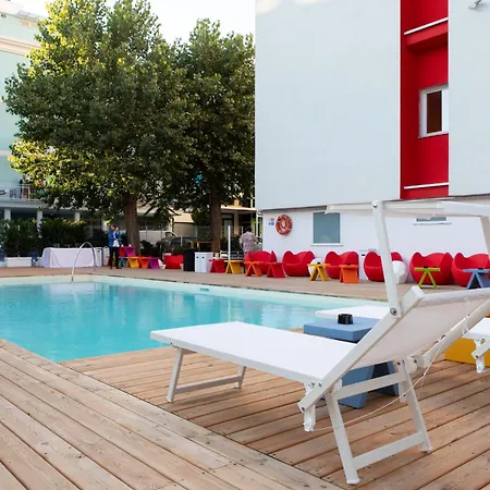 Hotel Rainbow ***S-2