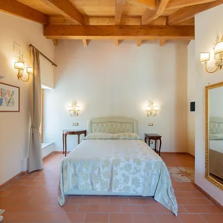 Hotel Isabella-3