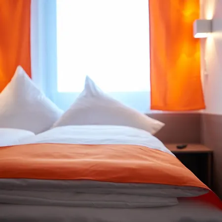 McDreams Hotel Mönchengladbach-3