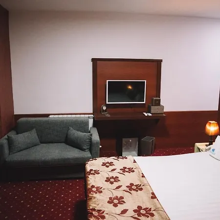 Petriti & Spa-2