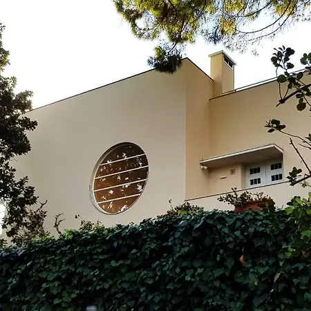 Villa Gotti Charming Rooms-3