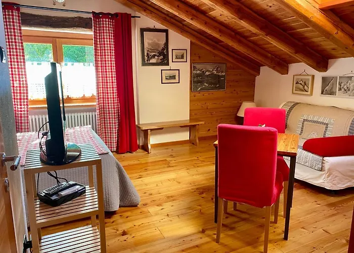 Maison Perriere - Chambres D'Hotes & Jacuzzi