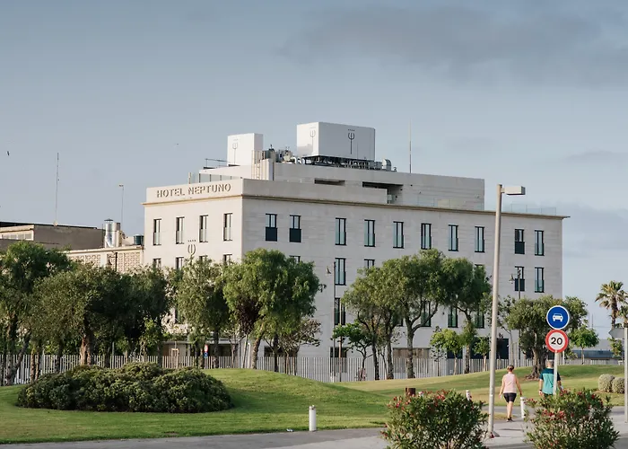 Hotel Neptuno Playa & Spa