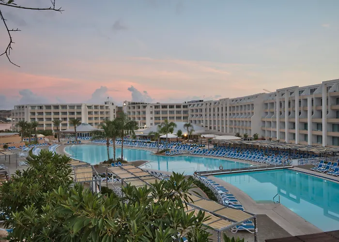 Db Seabank Resort + Spa All Inclusive Mellieha