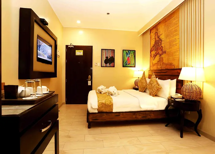 Palm Grass Hotel