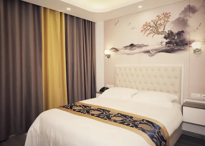 Hotel Soleil d’été à Sotteville-lès-Rouen
