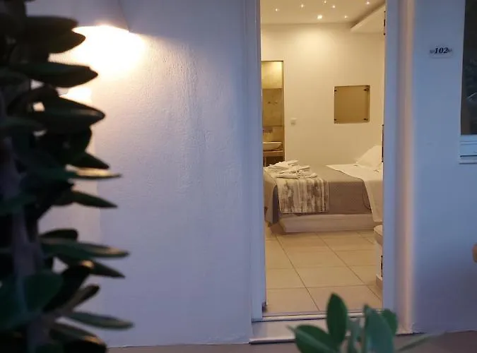 Ambience Suites Fira 