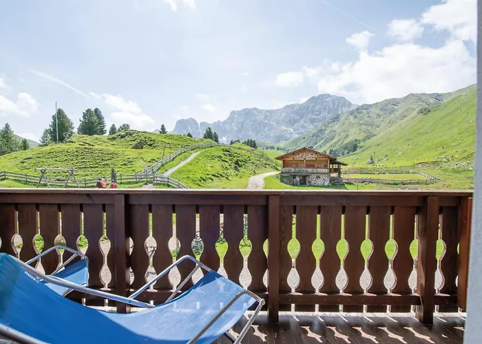 Mahlknechthuette Seiseralm Seiser Alm
